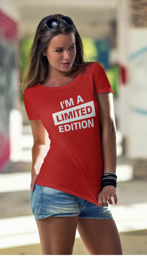 Dámské tričko s potiskem I'm a limited edition